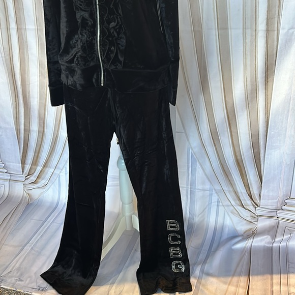 BCBGMAXAZRIA Black jogger ruffle front black rhinestone on hood jacket and pants - Picture 4 of 7
